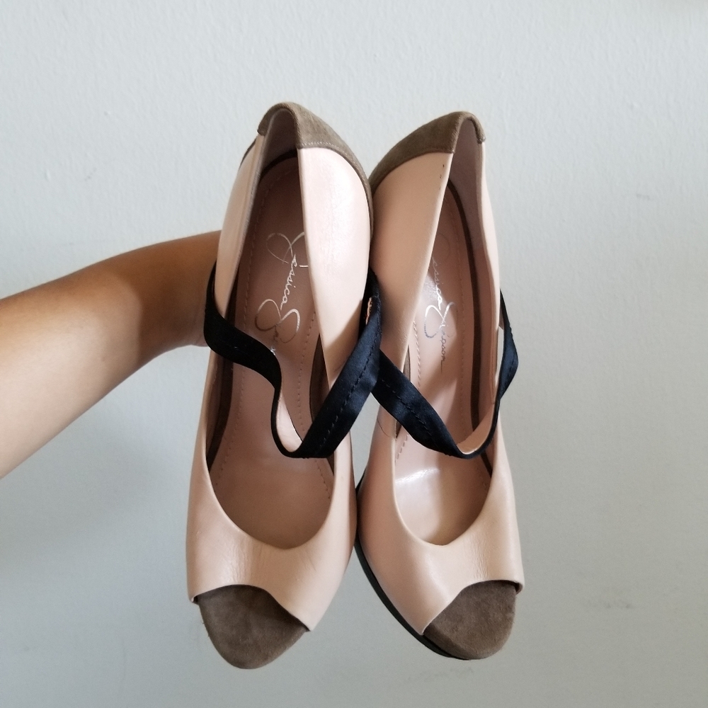 Jessica Simpson heels - Picture 3 of 7